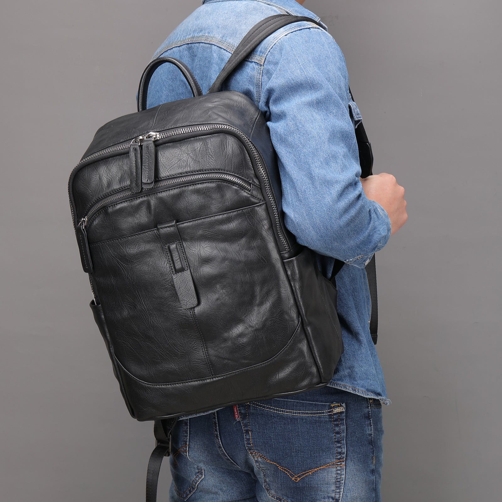 Elite Traveler Leather Laptop Bag for 15.6" Devices