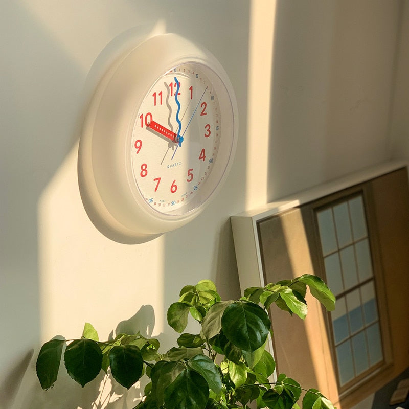 Stylish Indoor Wall Clock with Silent Movement - 21.5 cm
