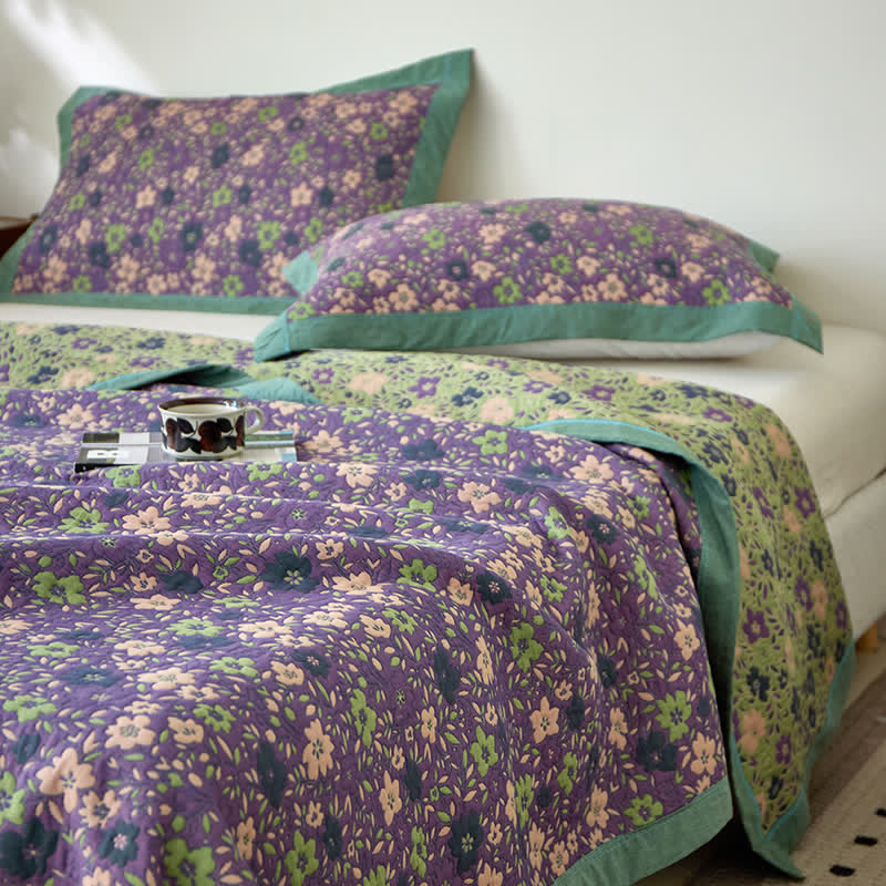 Dual-Sided Cozy Cotton Blanket for Home Comfort