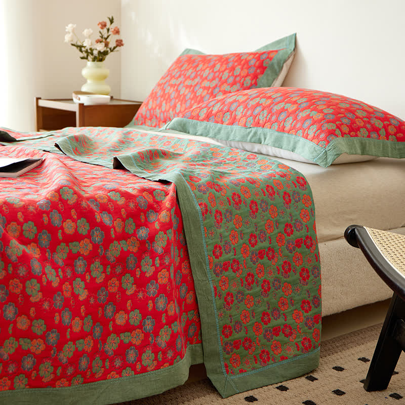 Dual-Sided Cozy Cotton Blanket for Home Comfort