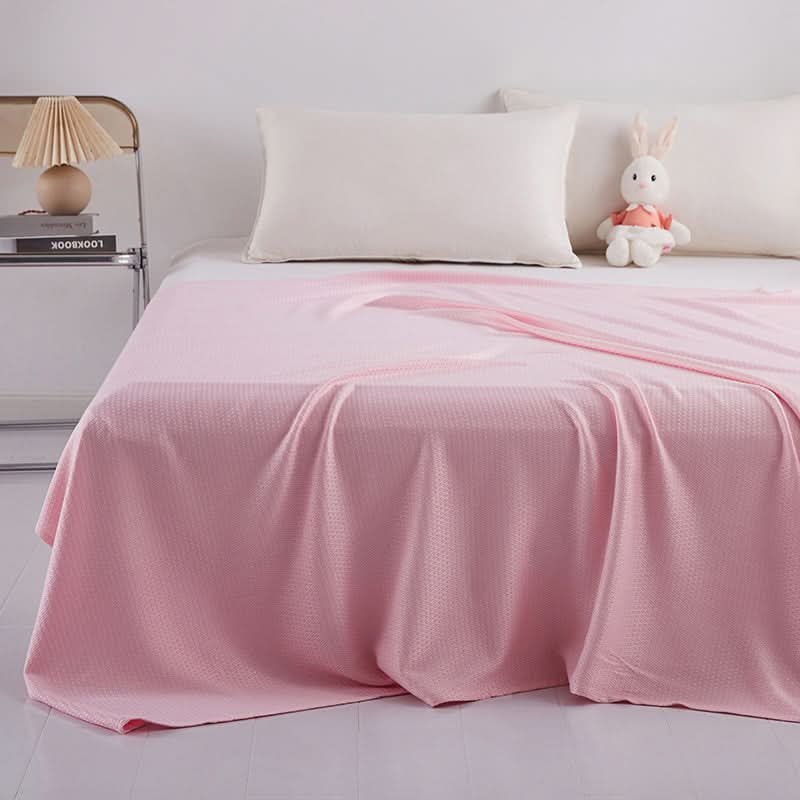 Lightweight Summer Quilt Made from Bamboo Fiber for Comfort