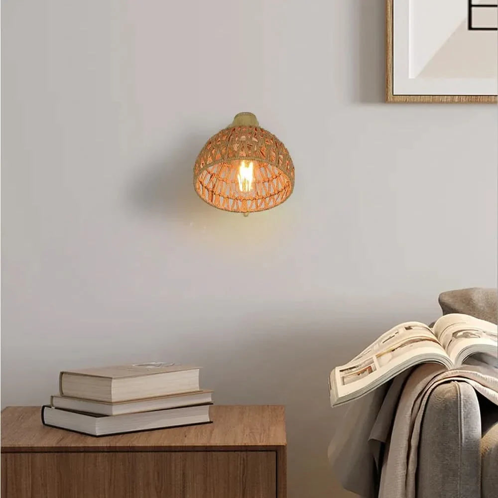 Woven Wall Sconce for Cozy Interiors – Elegant Rattan Design