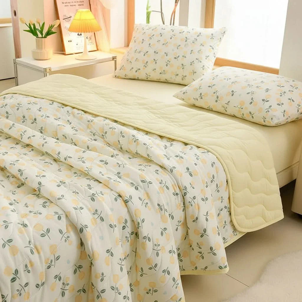 Soft and Breathable Floral Blanket for Summer Comfort