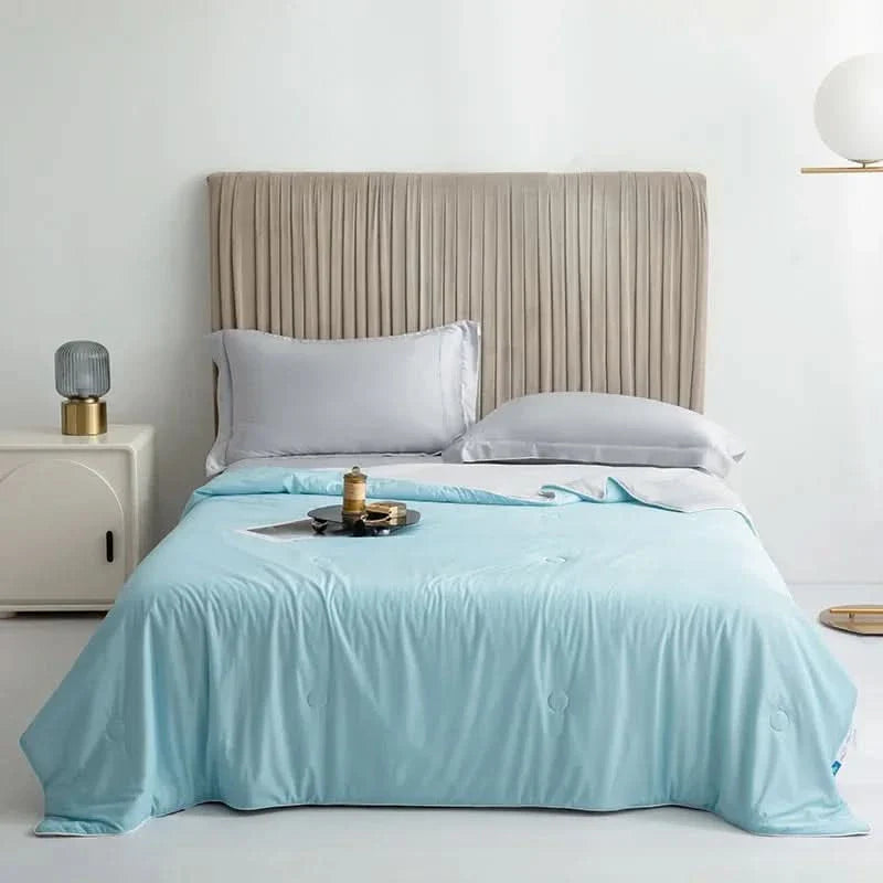 Soft Summer Blanket in Ice Silk – Breathable and Comfortable