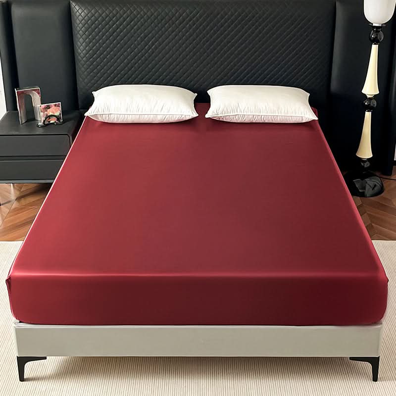 Soft Mattress Protector with 360 Band for Secure Fit