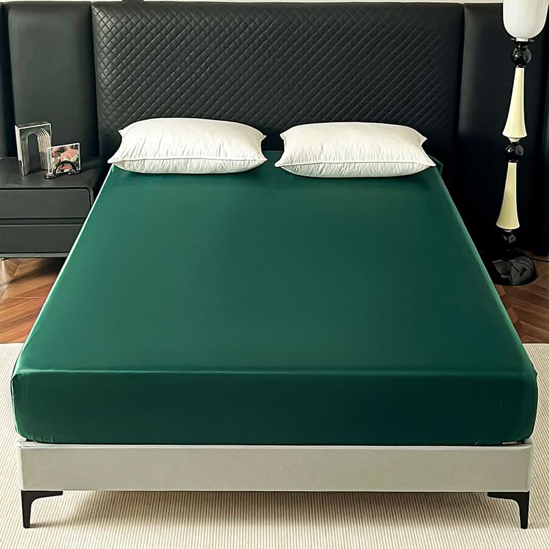 Soft Mattress Protector with 360 Band for Secure Fit