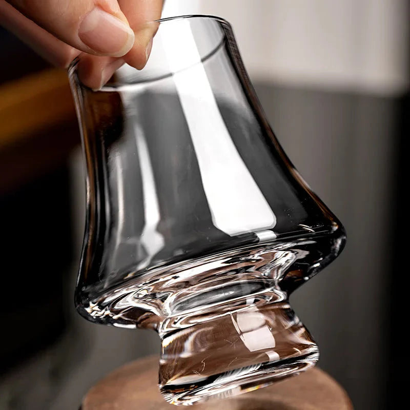 Aroma-Enhancing Shaped Glasses for Whisky Enjoyment