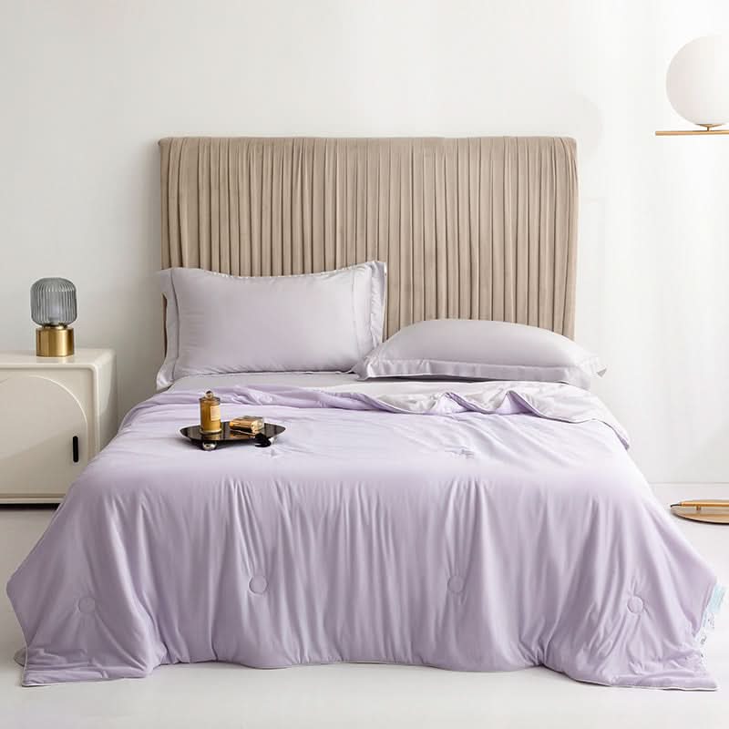 Ice Silk Summer Blanket – Soft, Breathable Design