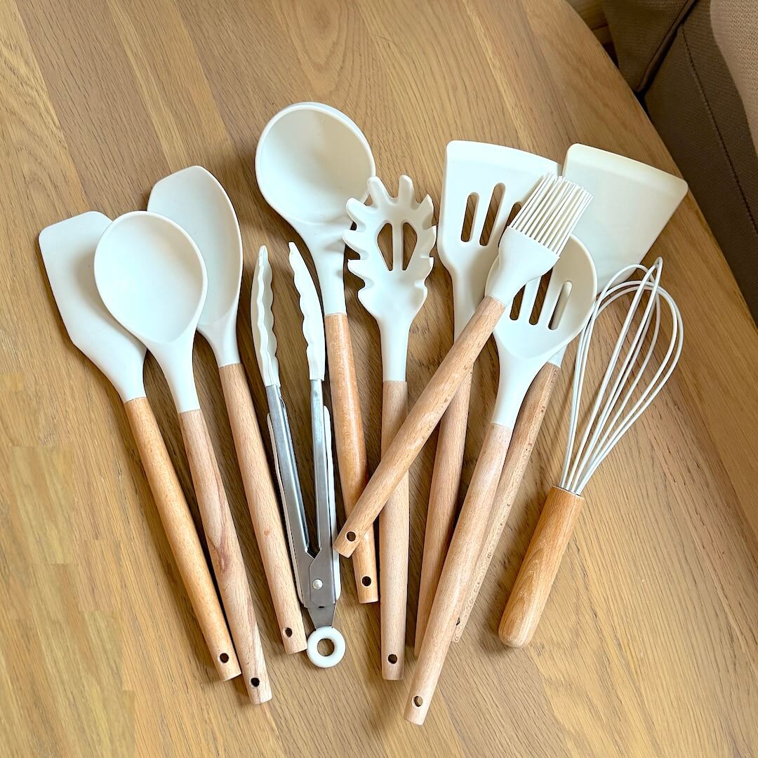 Essential 11-Piece Kitchen Tool Set with Silicone Heads