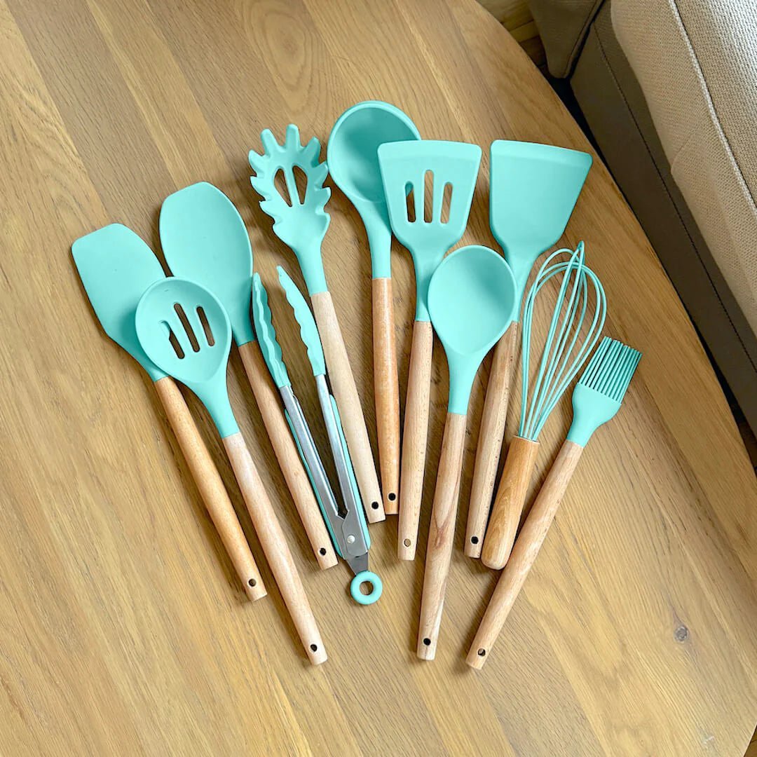 Essential 11-Piece Kitchen Tool Set with Silicone Heads