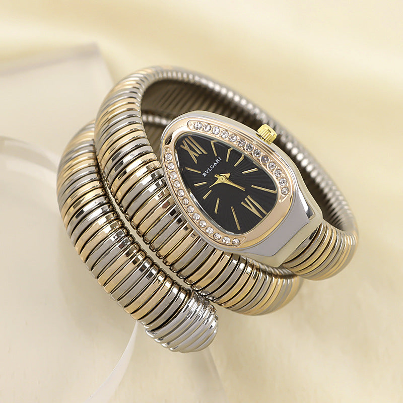 Sleek Serpentine Quartz Timepiece with Customizable Band