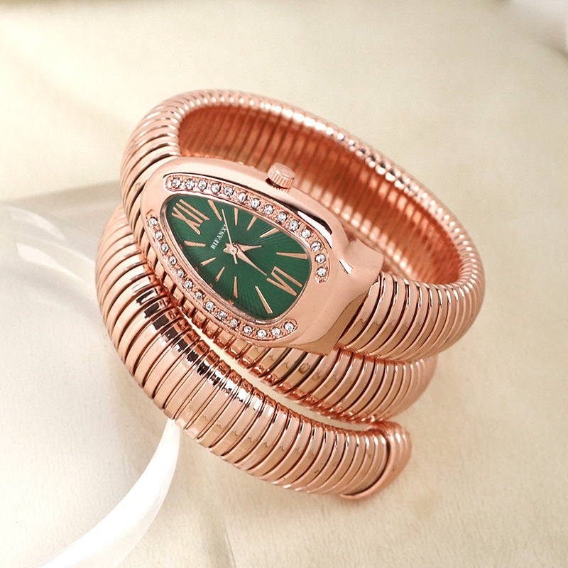 Sleek Serpentine Quartz Timepiece with Customizable Band