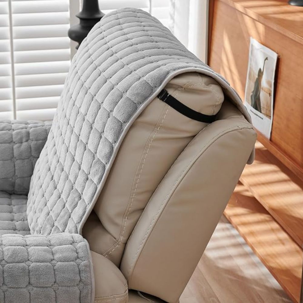 SleekGuard - Stretchable Microfiber Recliner Cover for Ultimate Protection