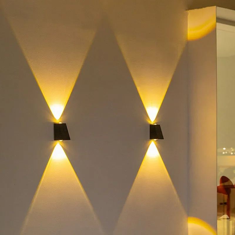 Wireless Solar Wall Light | Automatic & Weatherproof IP65