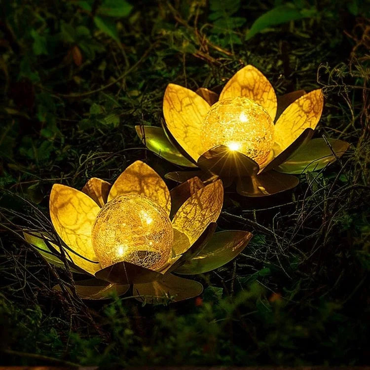 SerenityGlow – Solar Lotus Lantern for Charming Outdoor Spaces