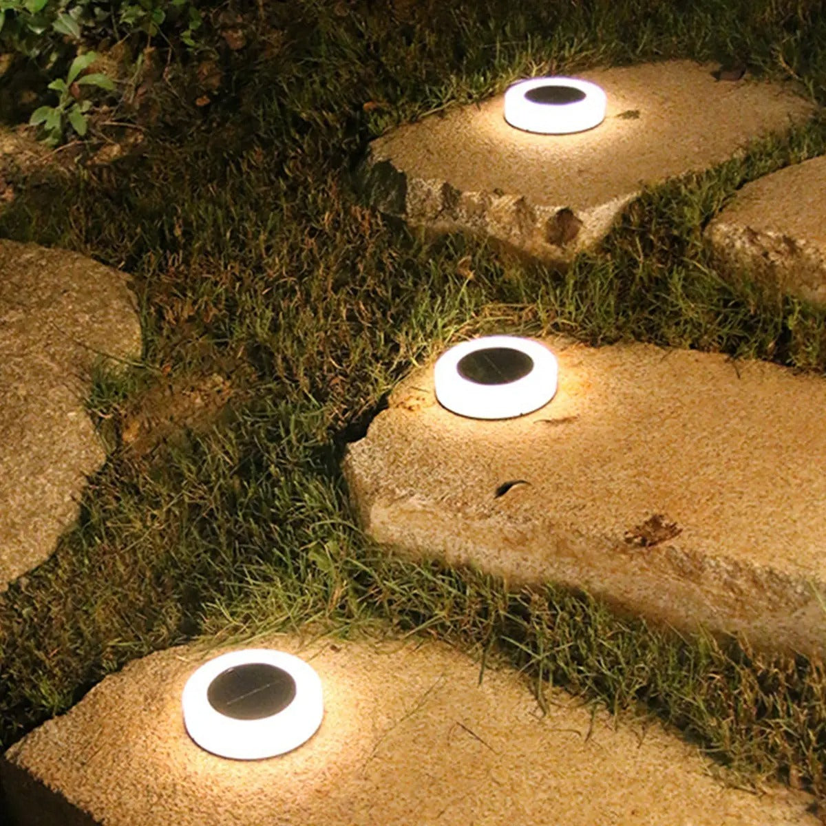 Eco-Friendly Outdoor Solar Lanterns for Stylish Illumination