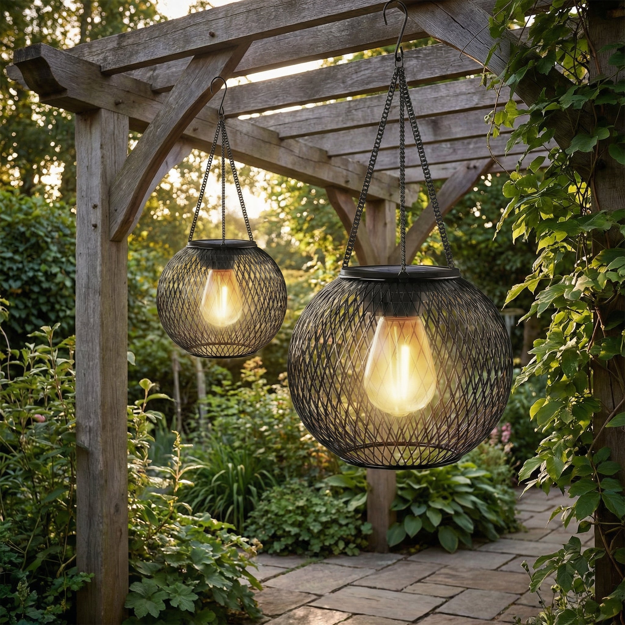 Eco-Conscious Solar Pendant Light for Outdoor Spaces