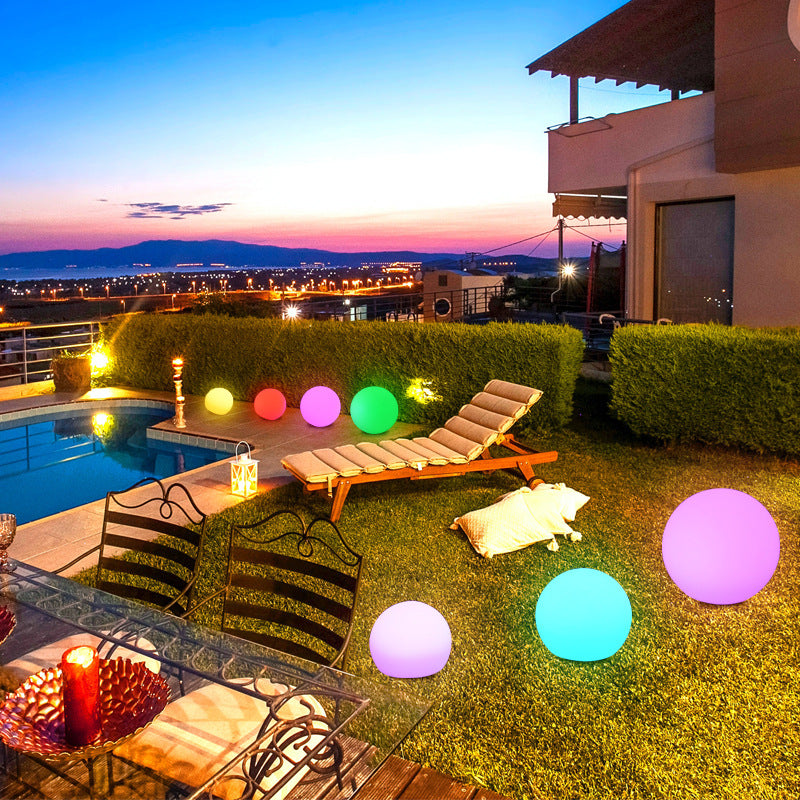 Radiant Solar Orb Light for Garden Pathways and Patios