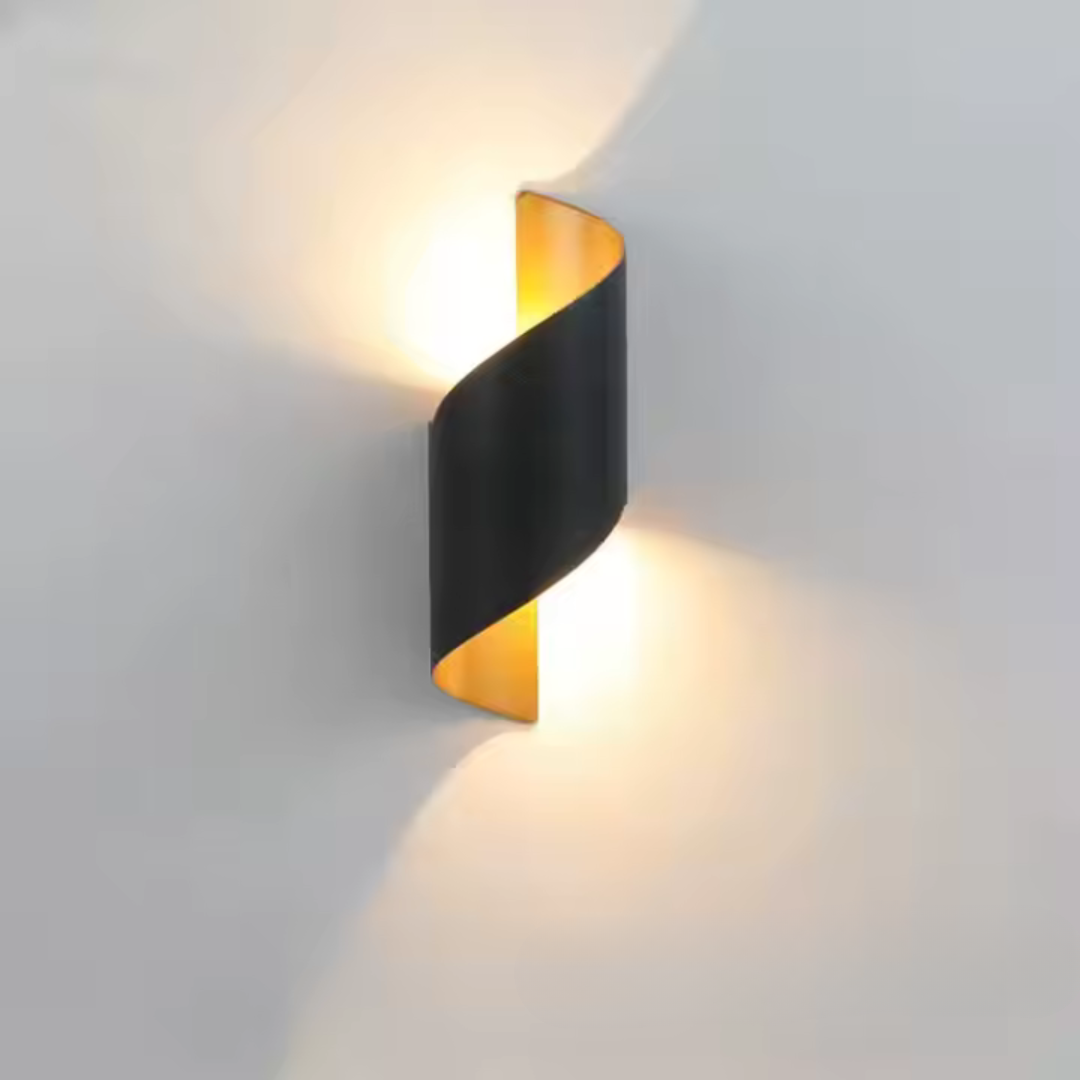 Curved Elegance LED Wall Light - Stylish & Efficient Illumination