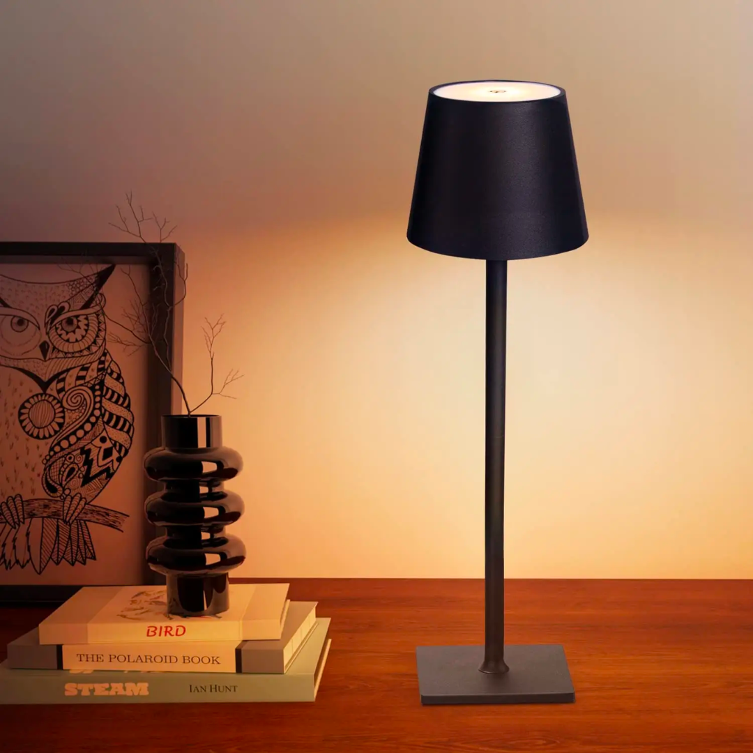 Table Lamp with Adjustable LED Light – Minimalist Design