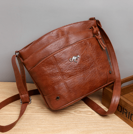 Classic Heritage Leather Crossbody Bag with Smart Organization