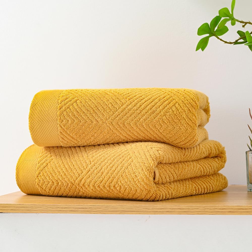 Luxurious 3-Piece Cotton Towel Ensemble for Everyday Comfort
