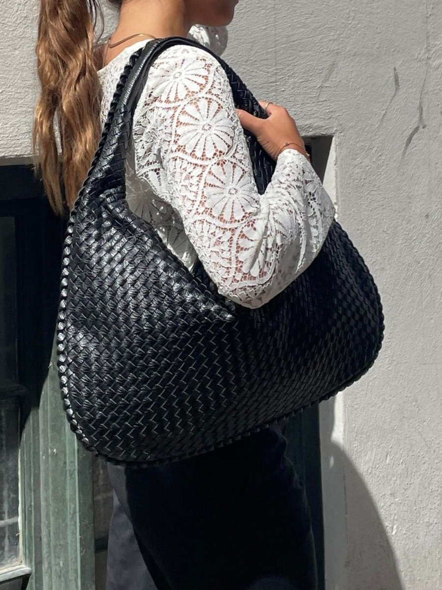 Woven Leather Hobo Bag with Secure Zipper – Crossbody Style