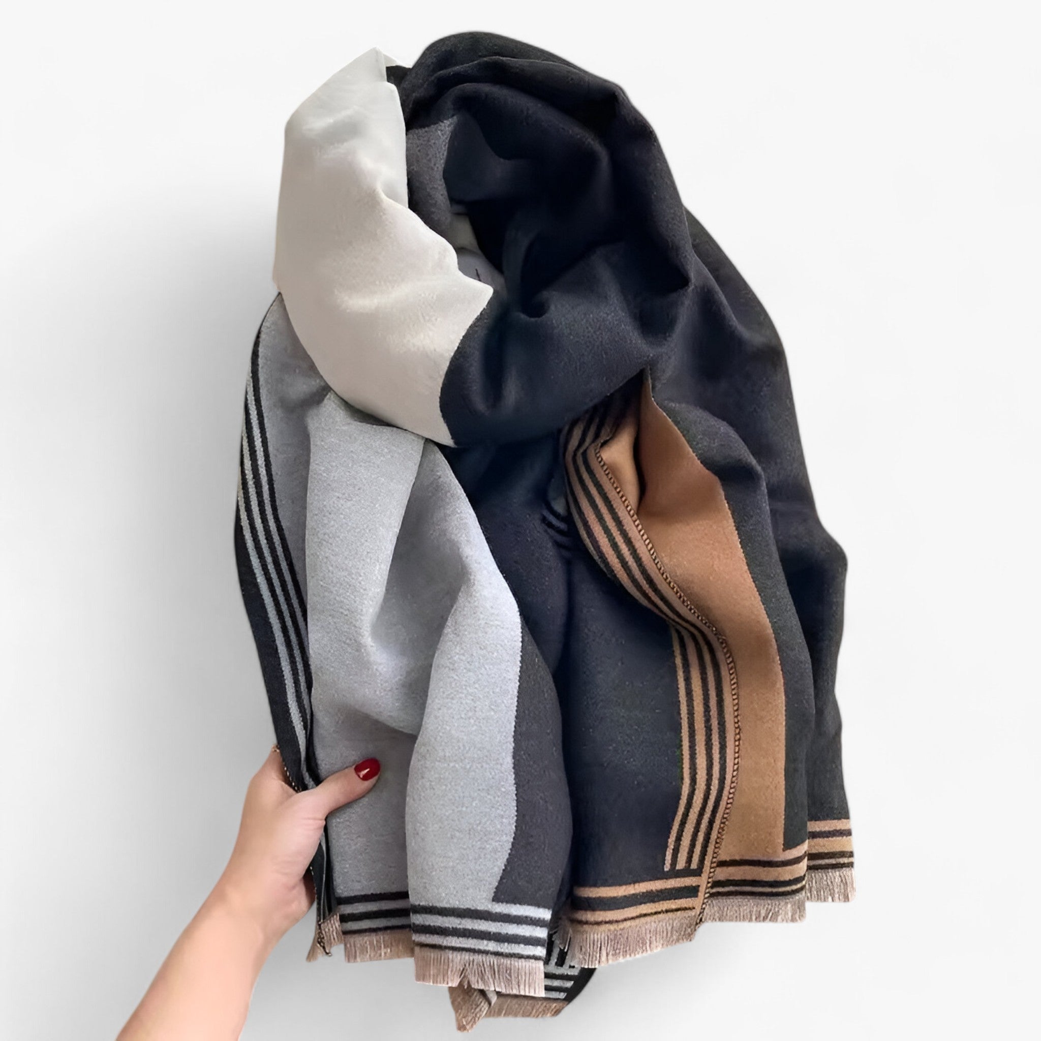 Sophistiqué Cashmere Wrap: Luxurious Comfort for Every Occasion