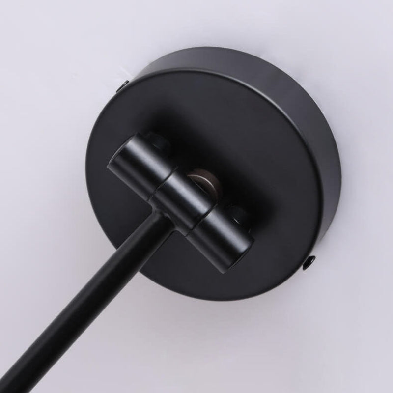 Versatile Wall Light with Adjustable Arm for Customized Illumination