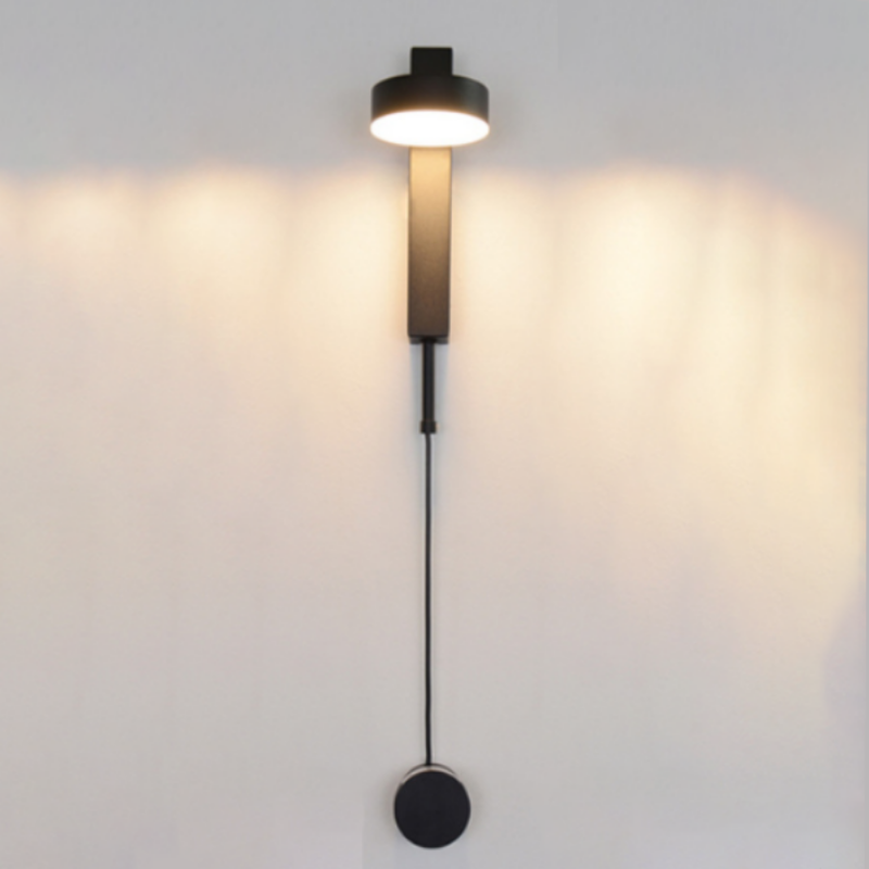 Adjustable Brightness Metal Wall Light for Modern Interiors