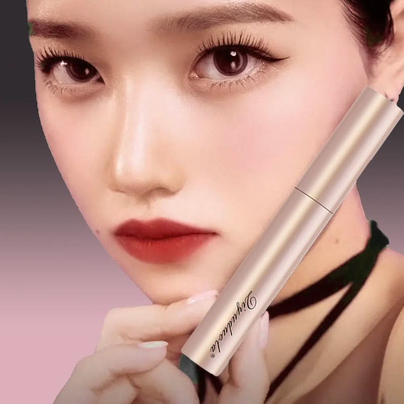 Waterproof Volume Mascara for Length & Definition with Precision Brush