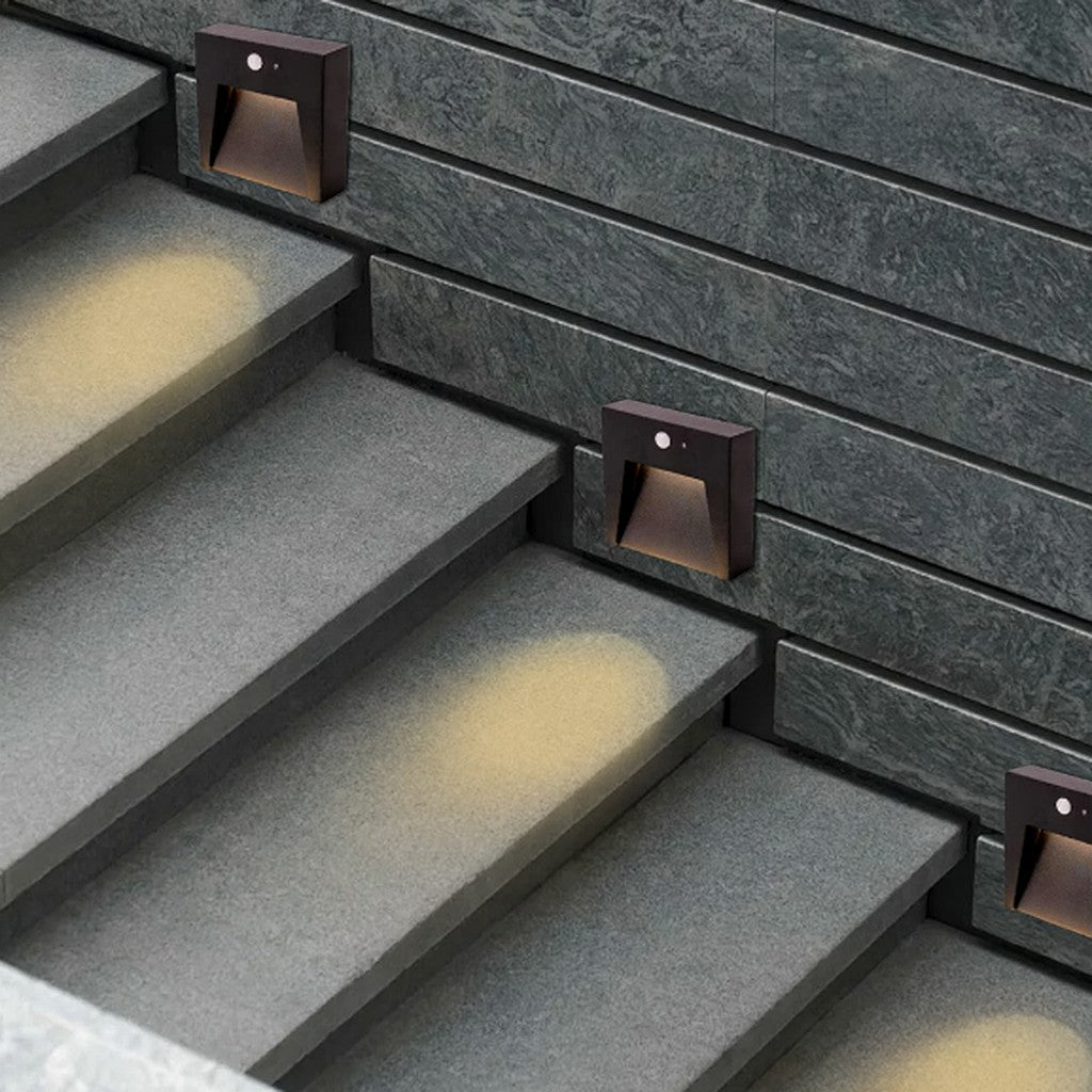 Outdoor LED Step Light with Motion Detection and Durable Design