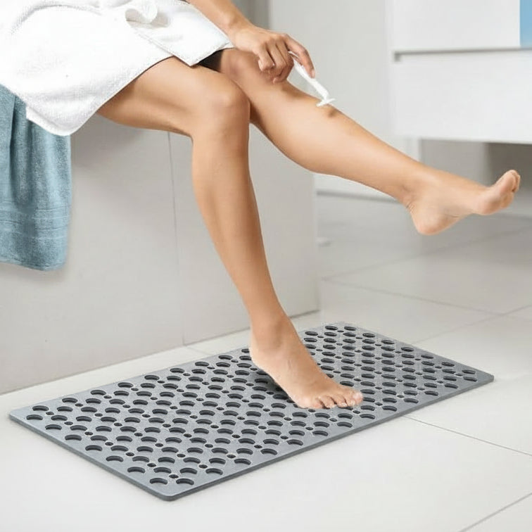 Elegant Non-Slip Bath Mat for Secure and Clean Showers