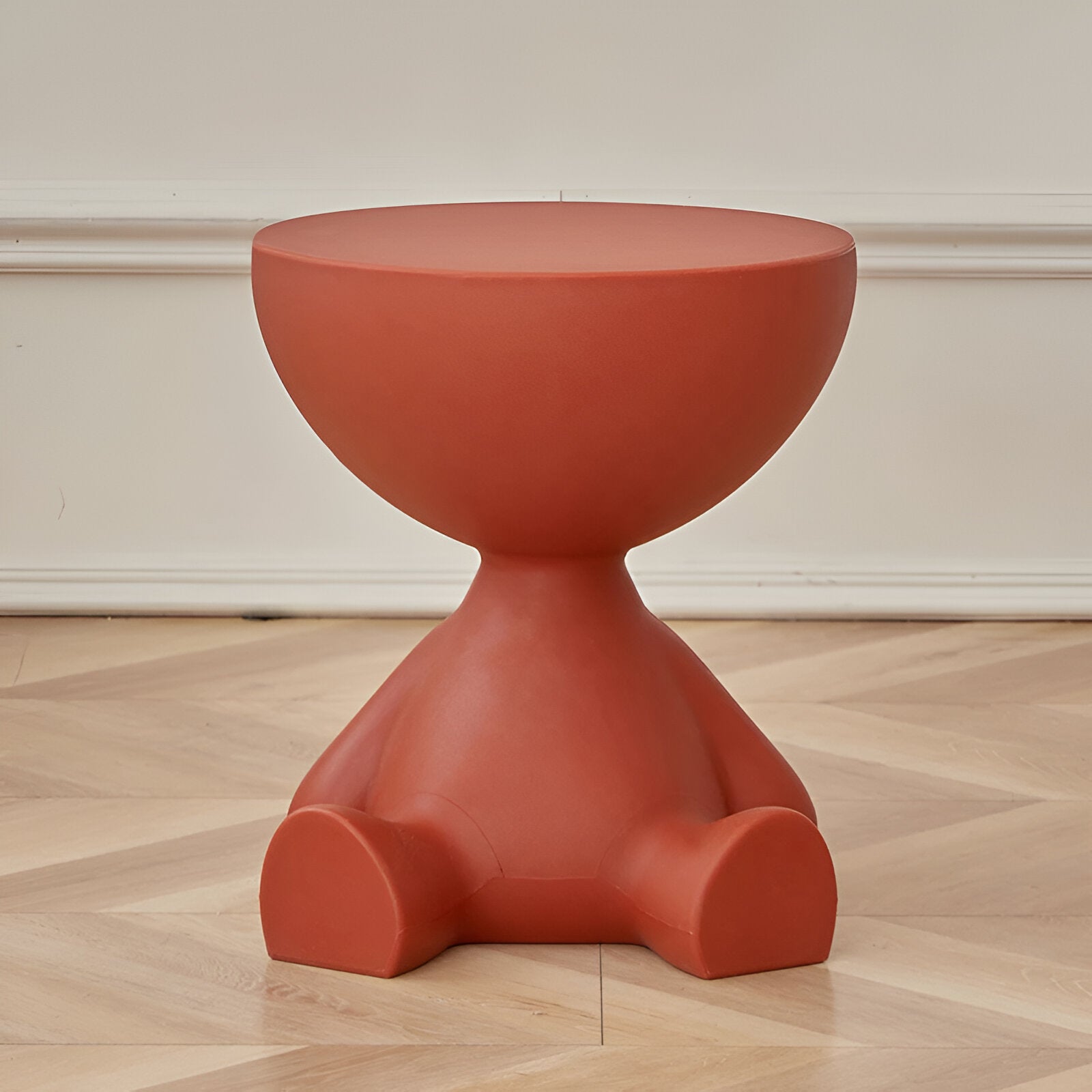 Chic Round Coffee Table for Modern Living Spaces