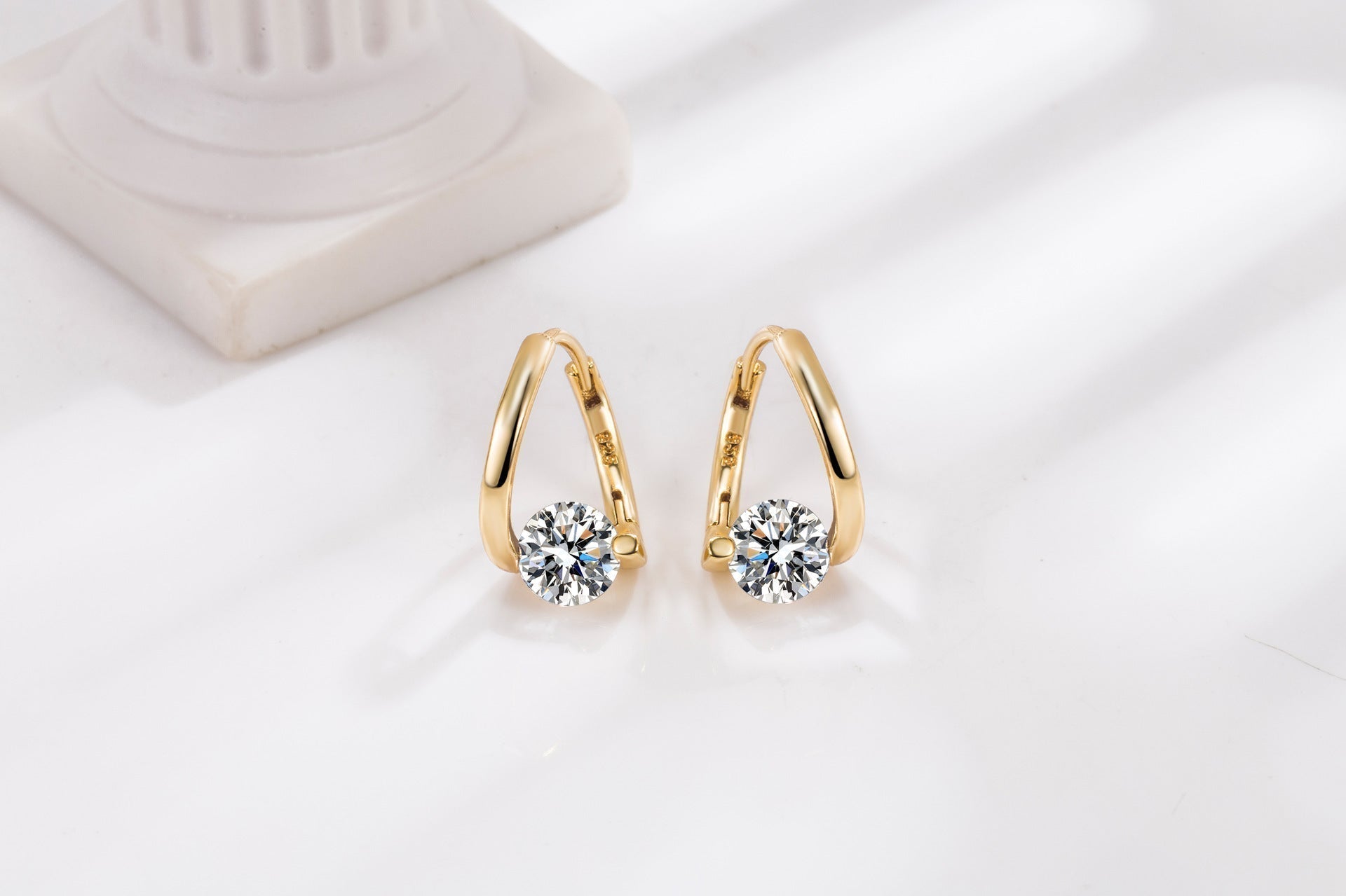 LumaTrue™ Earrings — Ignite Your Metabolism and Glow with Energized Confidence