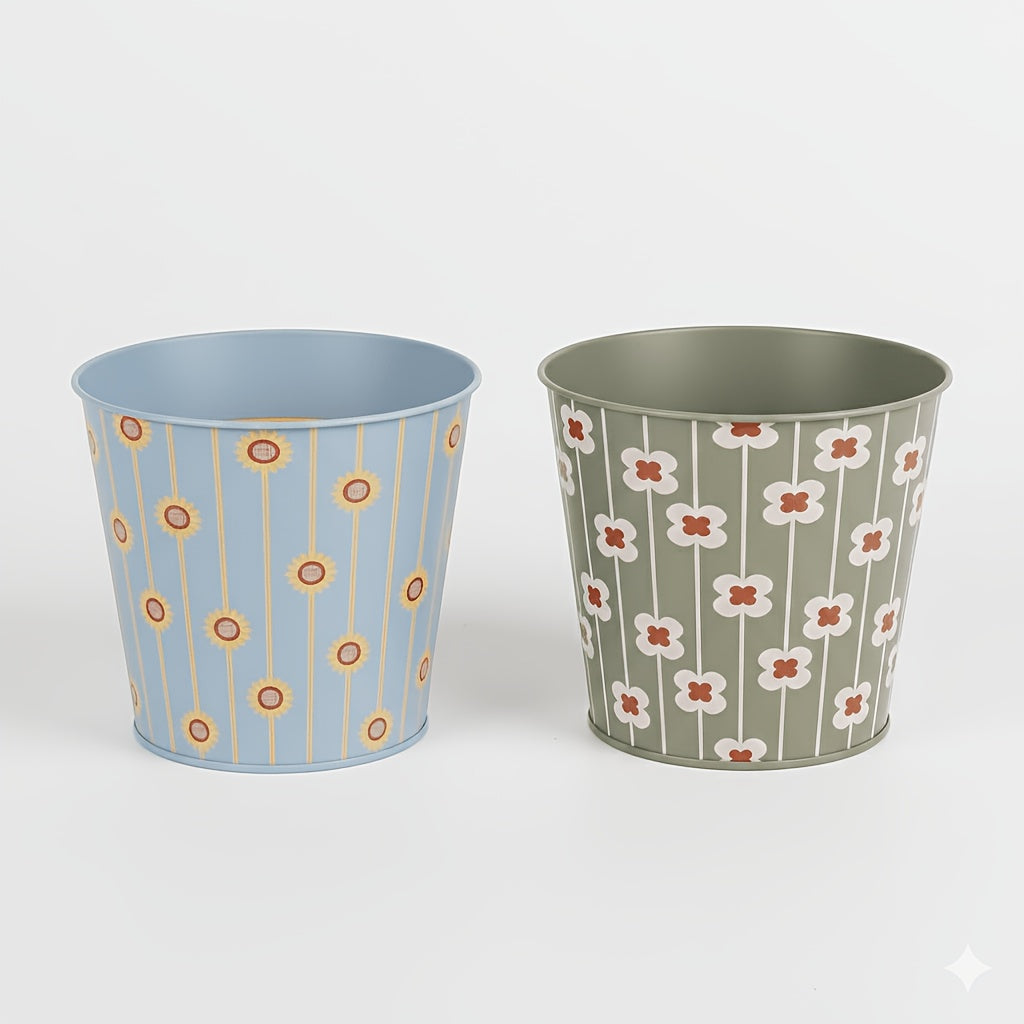 Charming Metal Planter Duo for Elegant Indoor Gardens