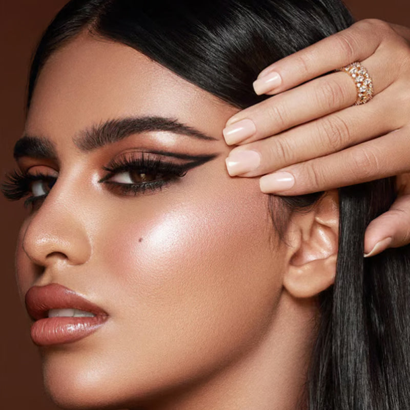 VeroLuxe™ — Effortless Glam That Turns Heads Instantly