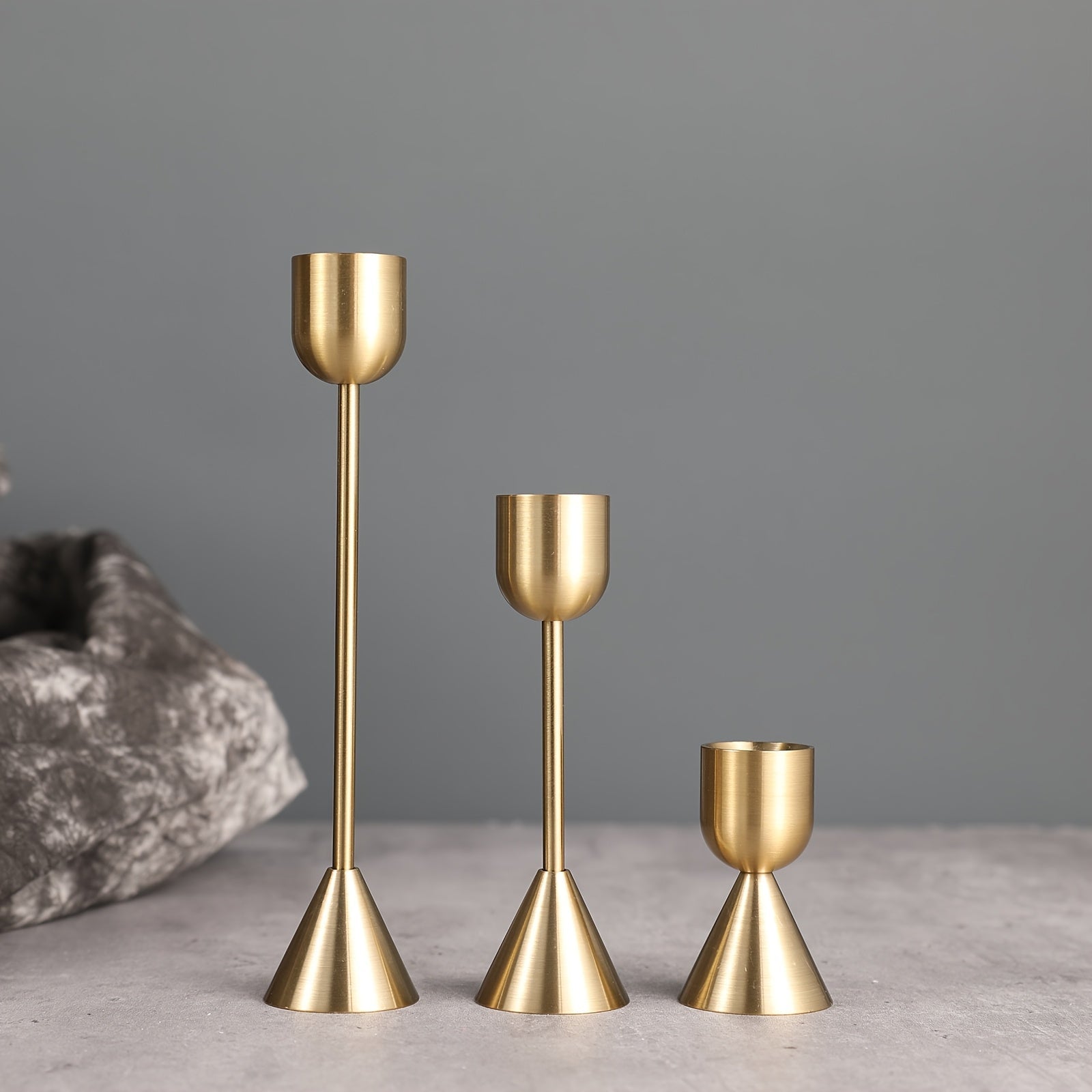 Trinity Flame – 3-Piece Modern Candle Holder Ensemble