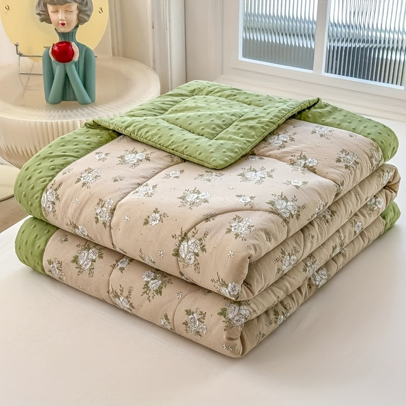 Petal Breeze – Airy Floral Summer Quilt for Cozy Comfort