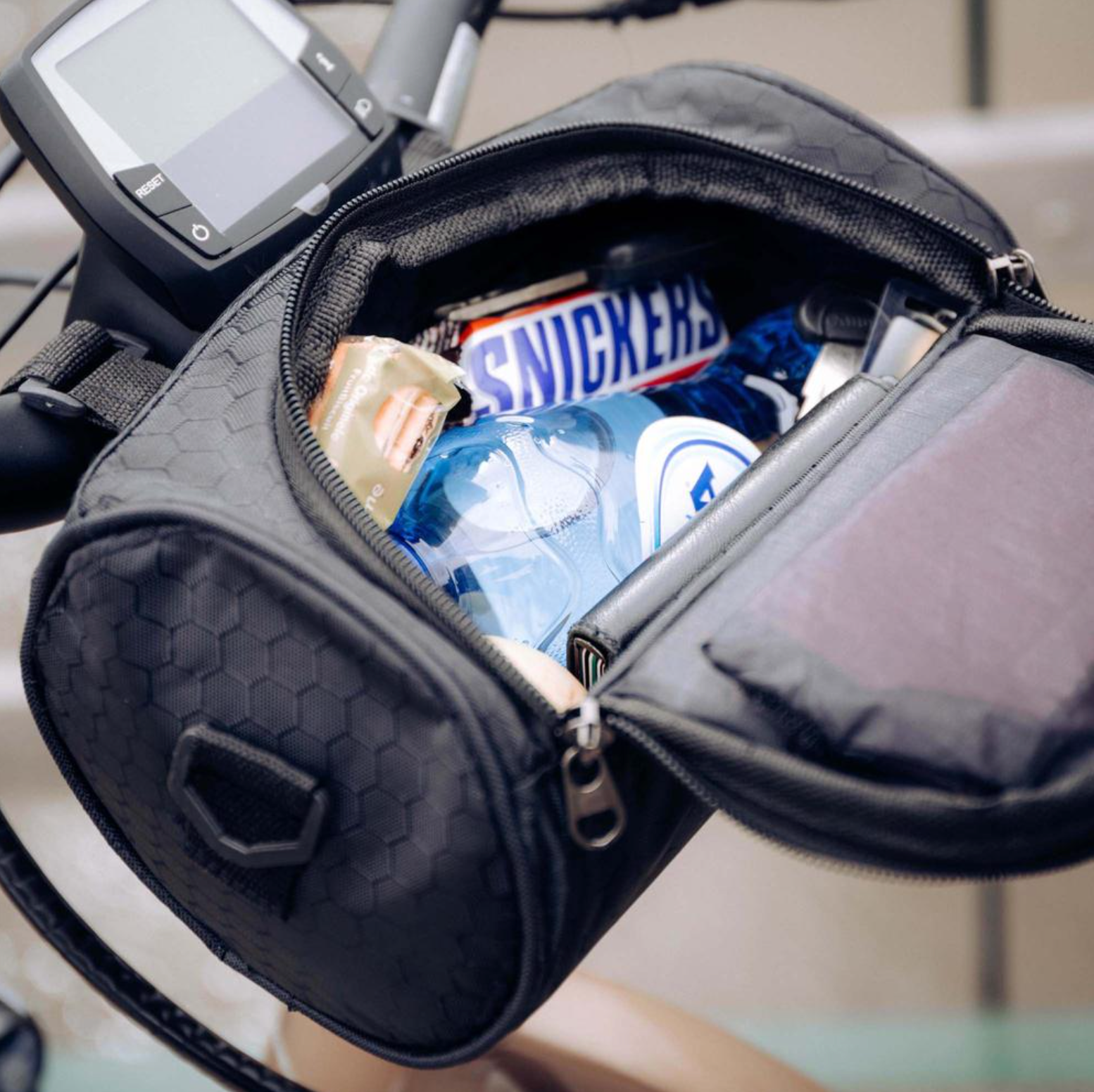 Streamlined Bicycle Handlebar Bag with Touchscreen Pocket