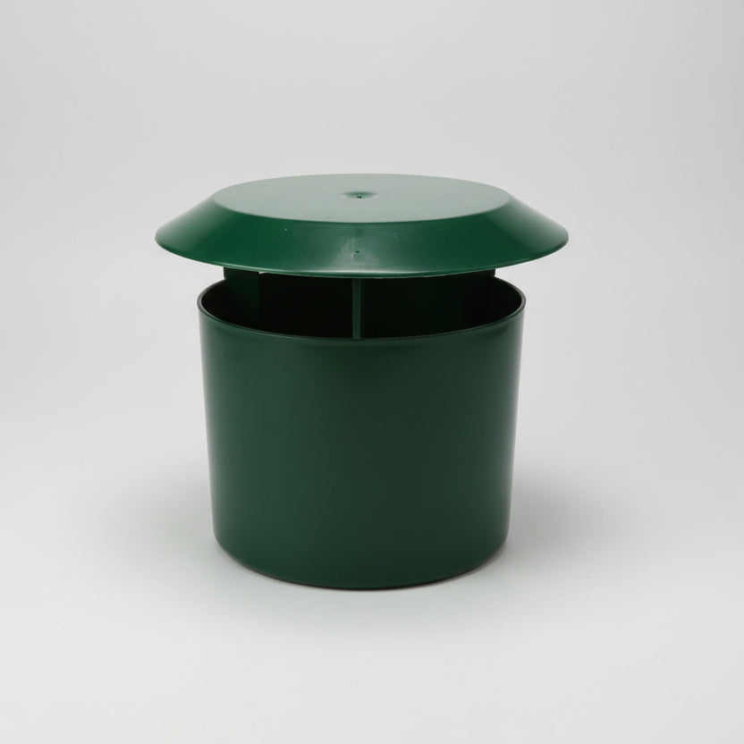 EcoGuard – Chemical-Free Snail & Slug Catcher