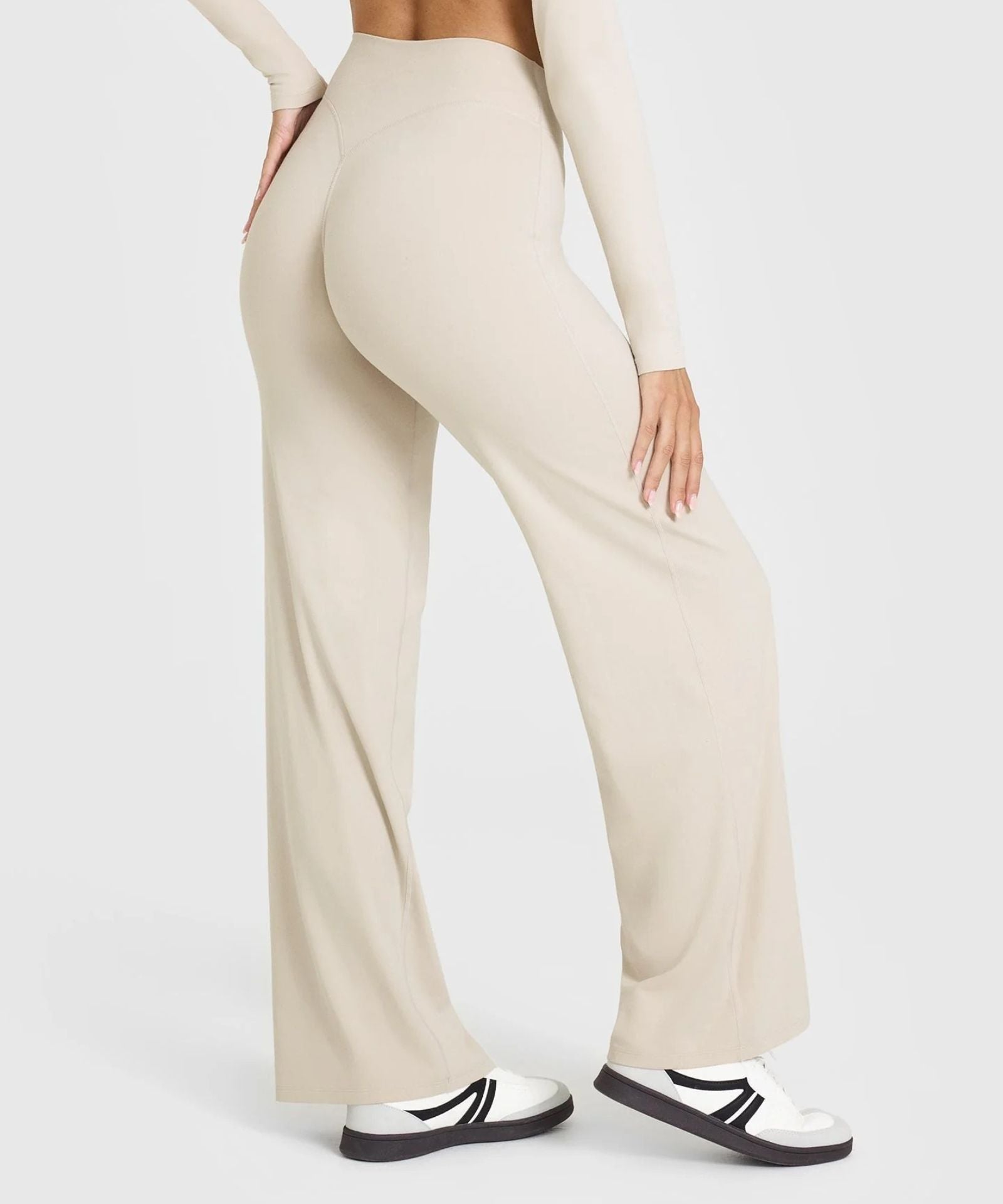 CurveSculptor™ — Flaunt Your Dream Silhouette with Confidence That Never Quits