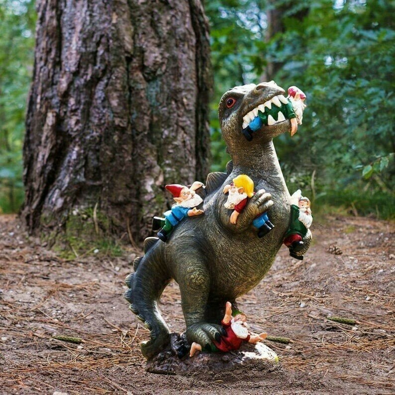 Weatherproof Resin Dinosaur Garden Decoration Figure