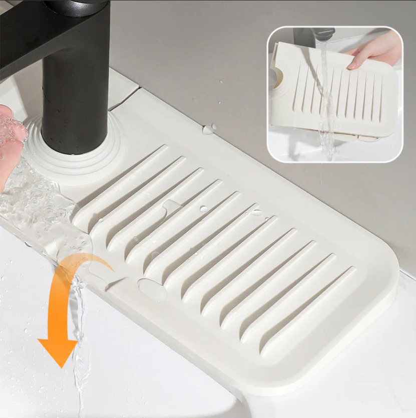AquaShield™ Silicone Drying Mat — Keep Counters Spotless and Dry Without Lifting a Finger