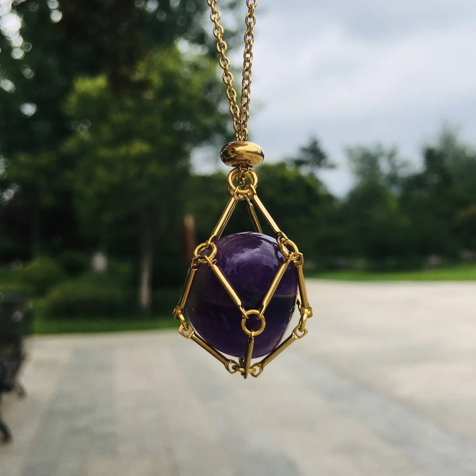VitaLuxe™ Crystal Necklace — Effortless Energy Shifts That Empower Your Every Moment