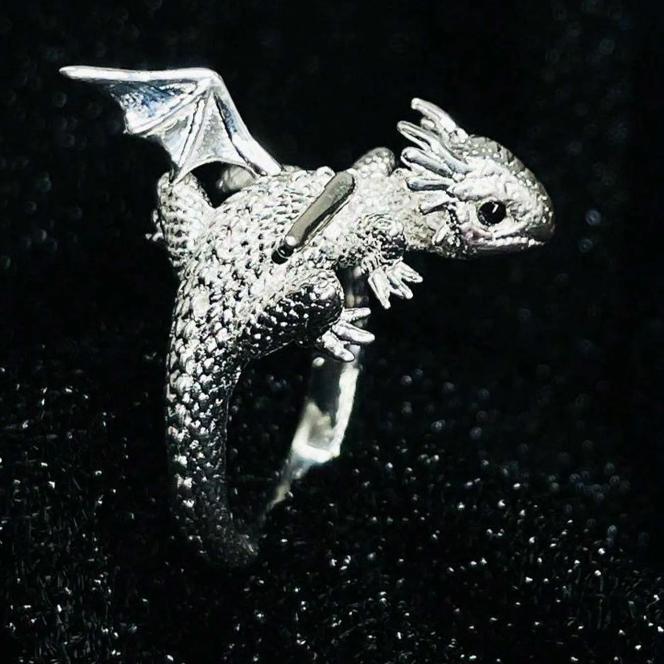 EmberBorn™ Dragon Ring — Unleash Fierce Confidence and Timeless Power