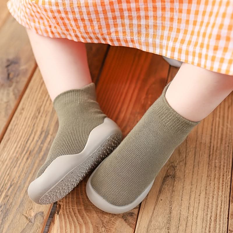 Non-Slip Toddler Ankle Socks for Indoor and Outdoor Activities