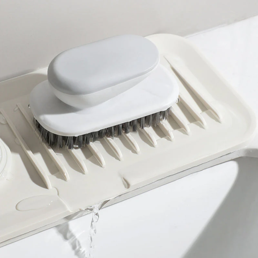 AquaShield™ Silicone Drying Mat — Keep Counters Spotless and Dry Without Lifting a Finger