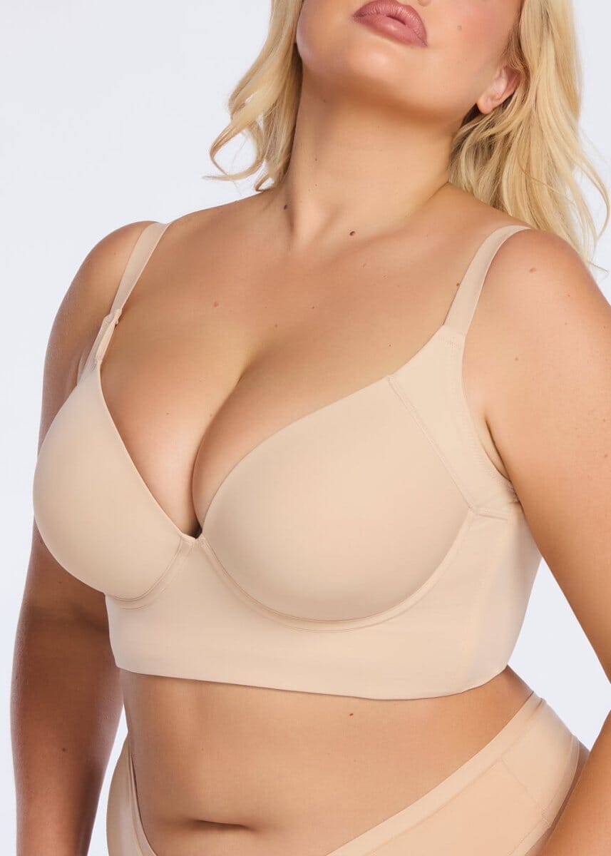 VeloraCurve™ — Unleash Confidence with a Jacket That Moves and Flatters Every Curve