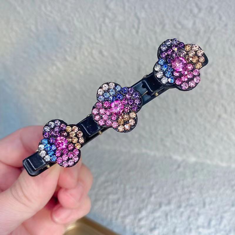GlamoraGrace™ — Sparkle Instantly and Command Every Look with Effortless Elegance